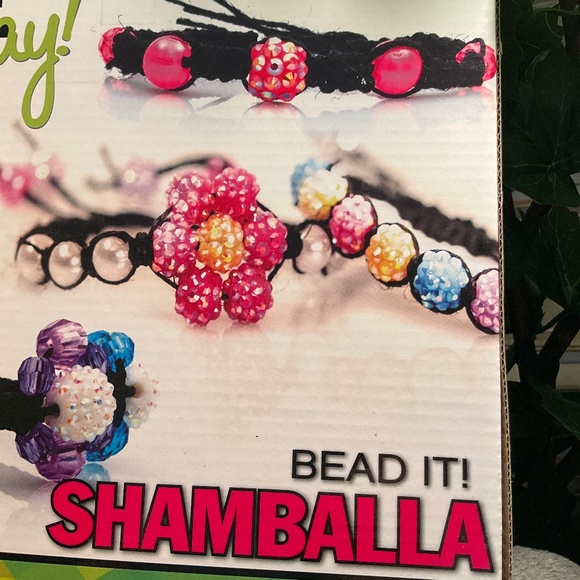 New Style My Way! Shamballa Braid It! Jewelry Kit - Picture 8 of 8